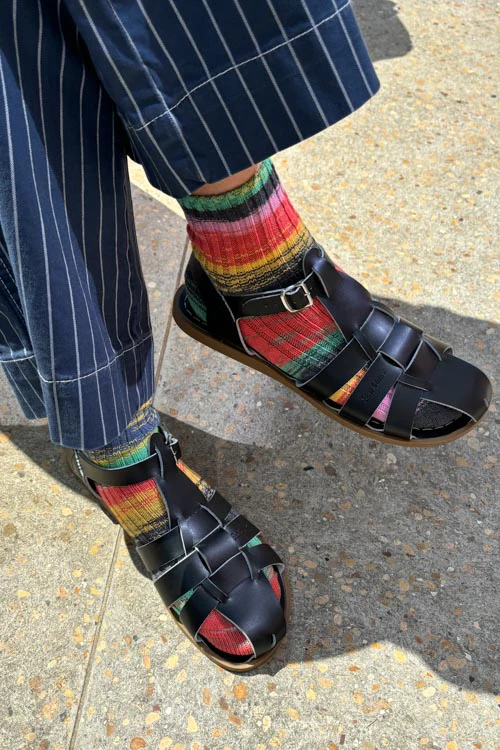 How to Wear Socks and Sandals