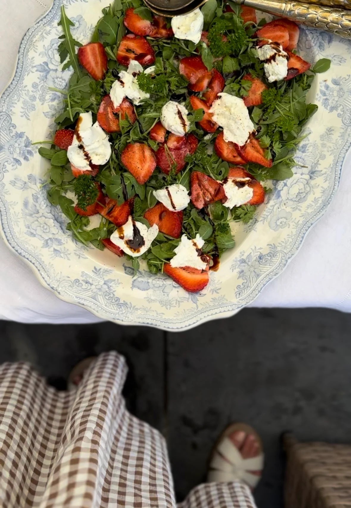 Seasonal Strawberry & Buffalo Mozzarella Salad by @tarasbusykitchen